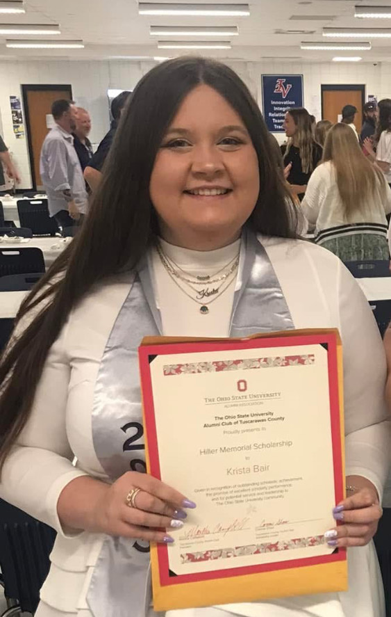 Krista Bair receiving OSU Alumni Club of Tuscarawas Scholarship